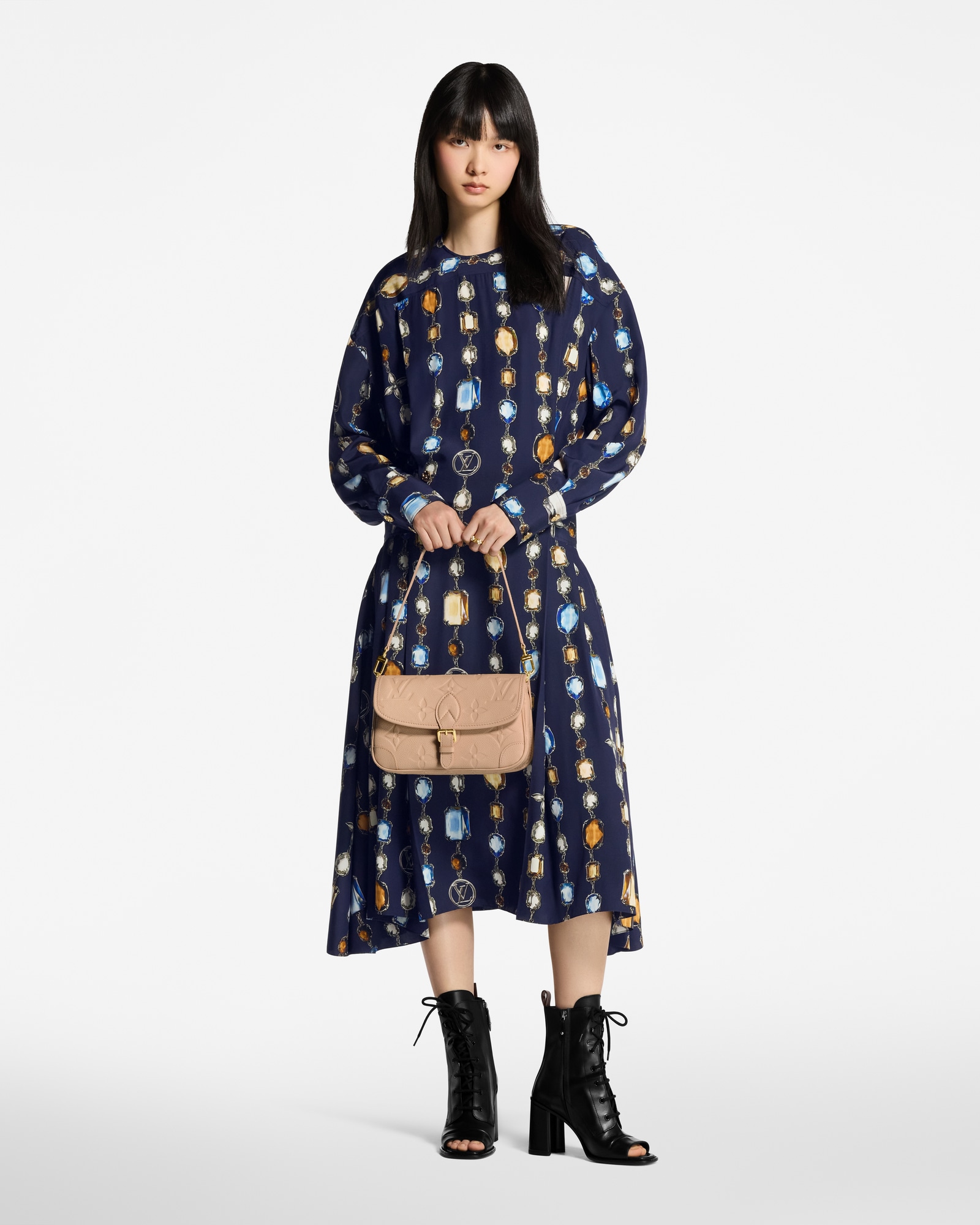 リング・LV フローラグラム S00|ルイ・ヴィトン 公式サイト リング・LV フローラグラム S00|ルイ・ヴィトン 公式サイト